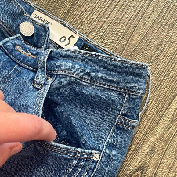 Garage Skinny Jeans Denim Whiskering Cotton Blend Stretch Medium Wash Blue Sz 5 - Picture 6 of 11